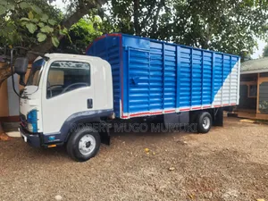 Isuzu FRR 90 Slay Queen