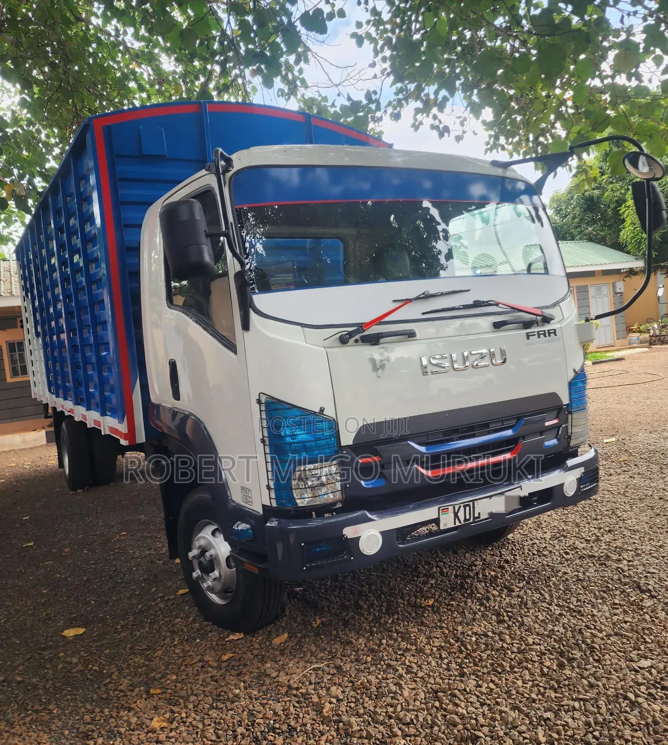 Isuzu FRR 90 Slay Queen
