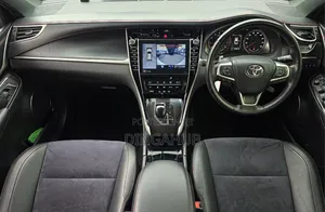 Toyota Harrier 2.0 Turbo 2018 White