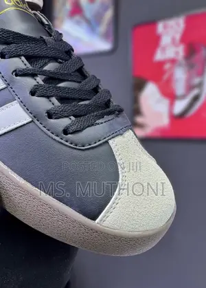 These Adidas VL Court Sneakers Size 38-45
