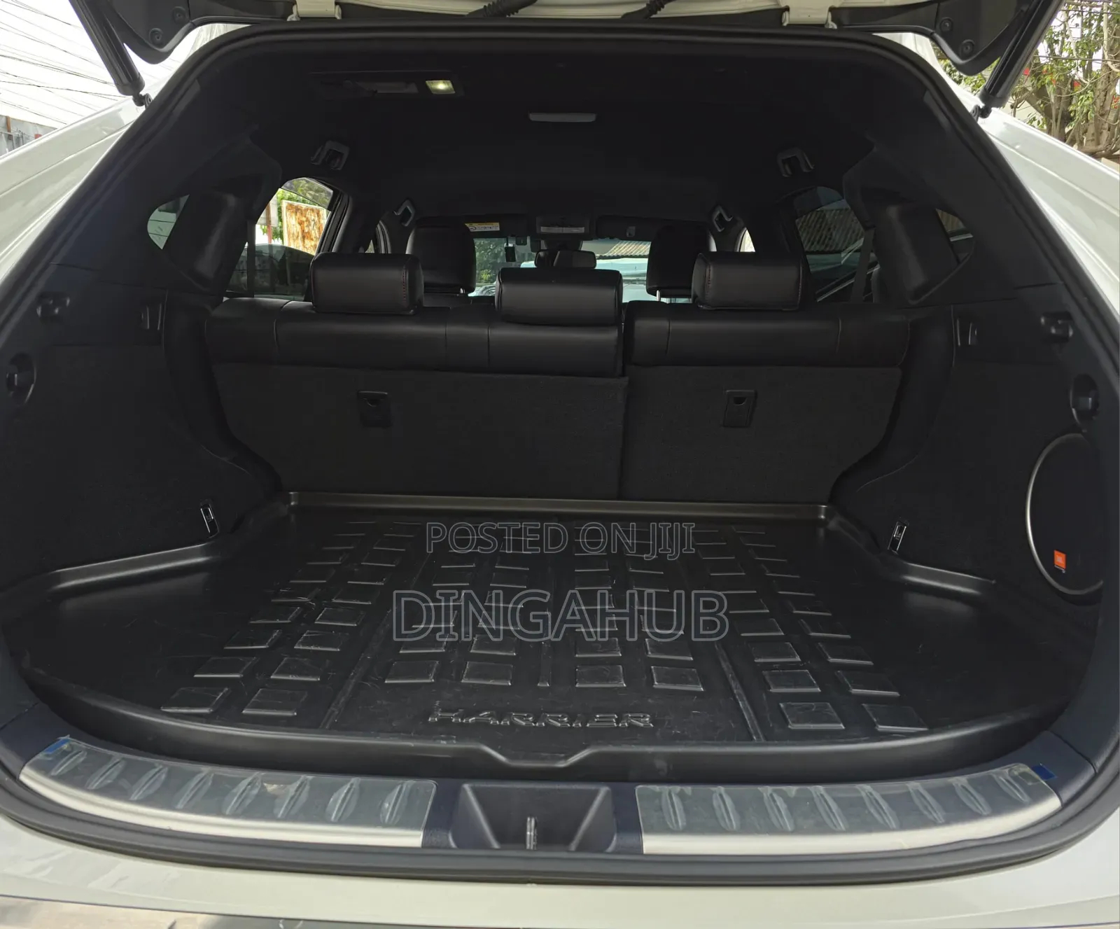 Toyota Harrier 2.0 Turbo 2018 White