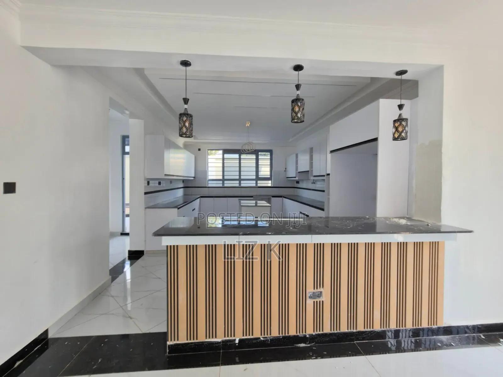 5bdrm Maisonette in Mugutha, Kimbo for sale
