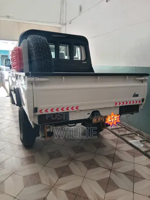 Toyota Land Cruiser 2025 White