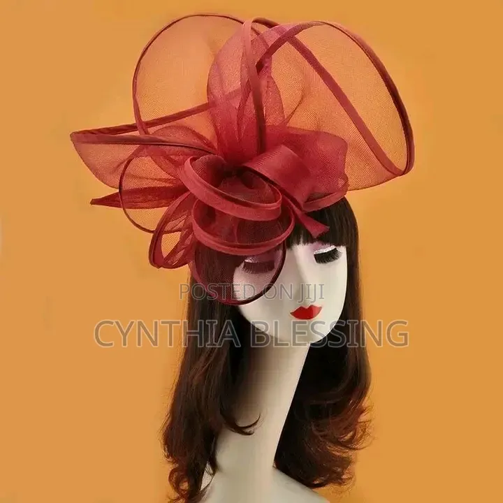 Elegant Top Hat Fascinator