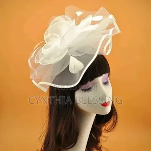 Elegant Top Hat Fascinator