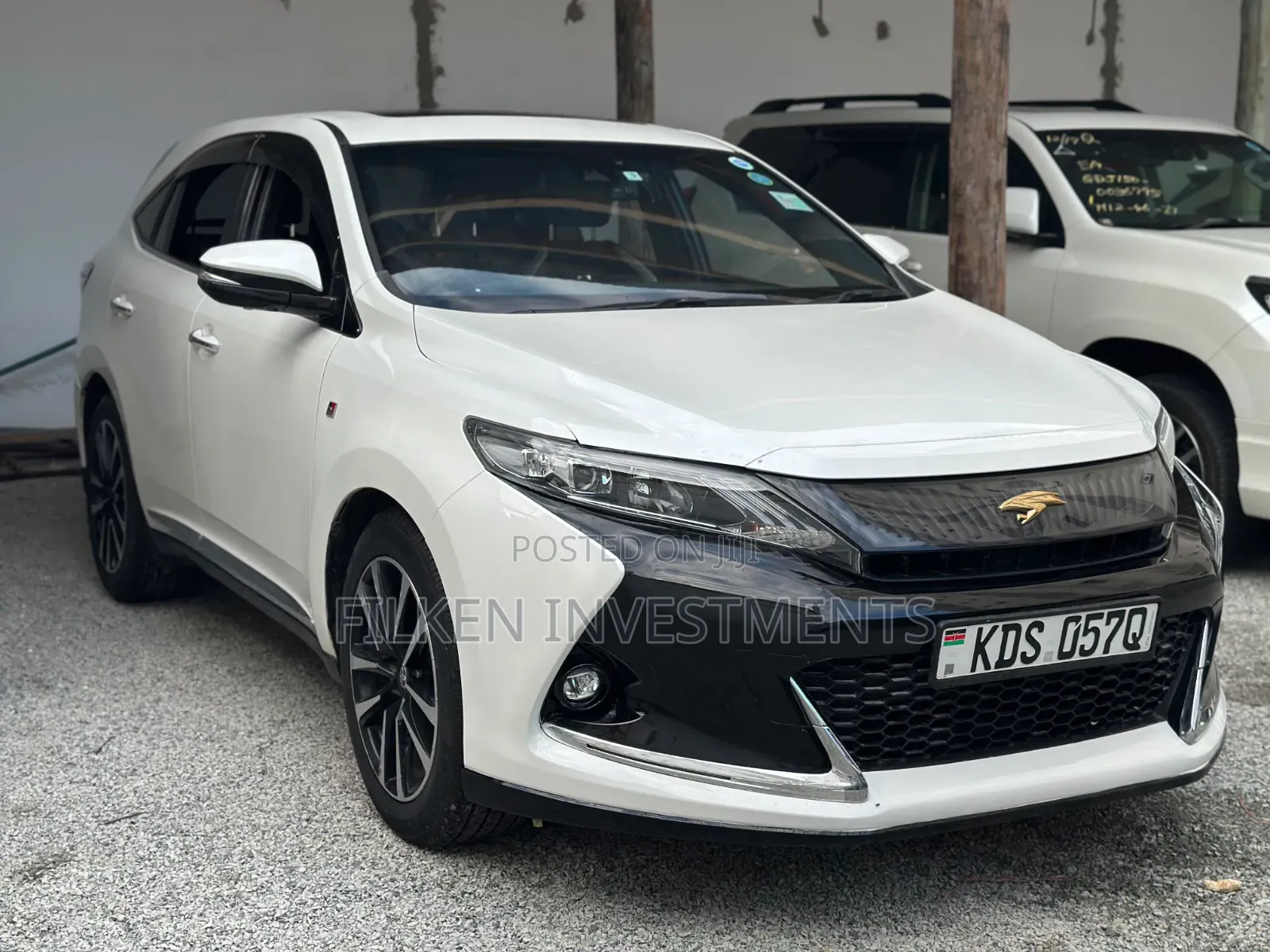 Toyota Harrier 2.0 2018 White