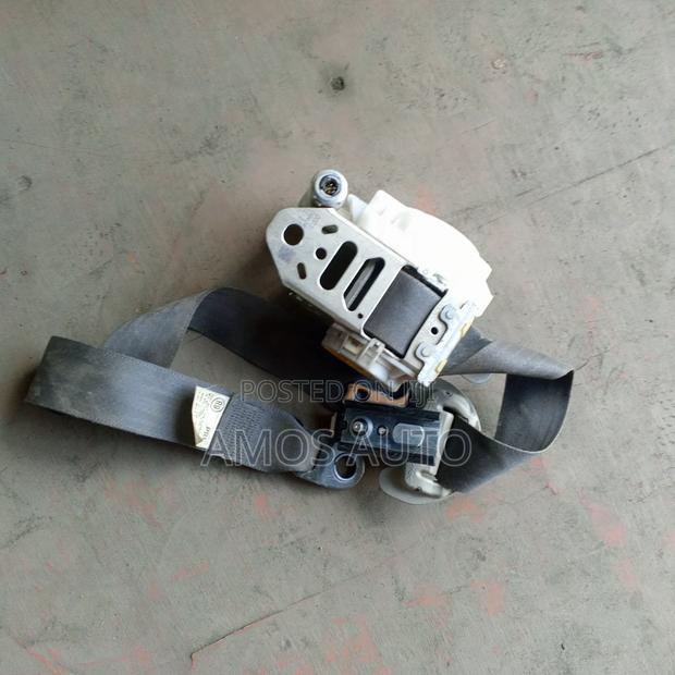 Axio 2010 Front Seat Belt - thumbnail 4