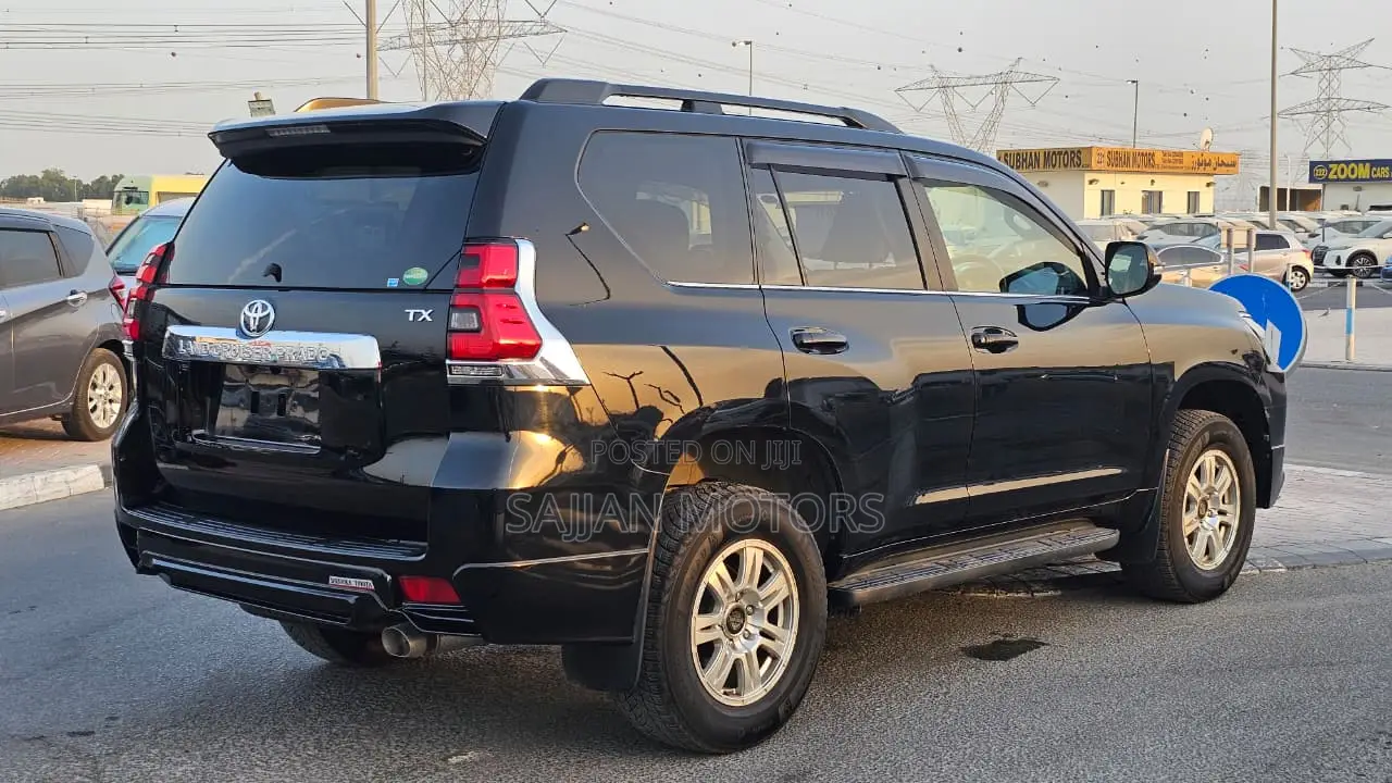 Toyota Land Cruiser Prado 2.8 2019 Black