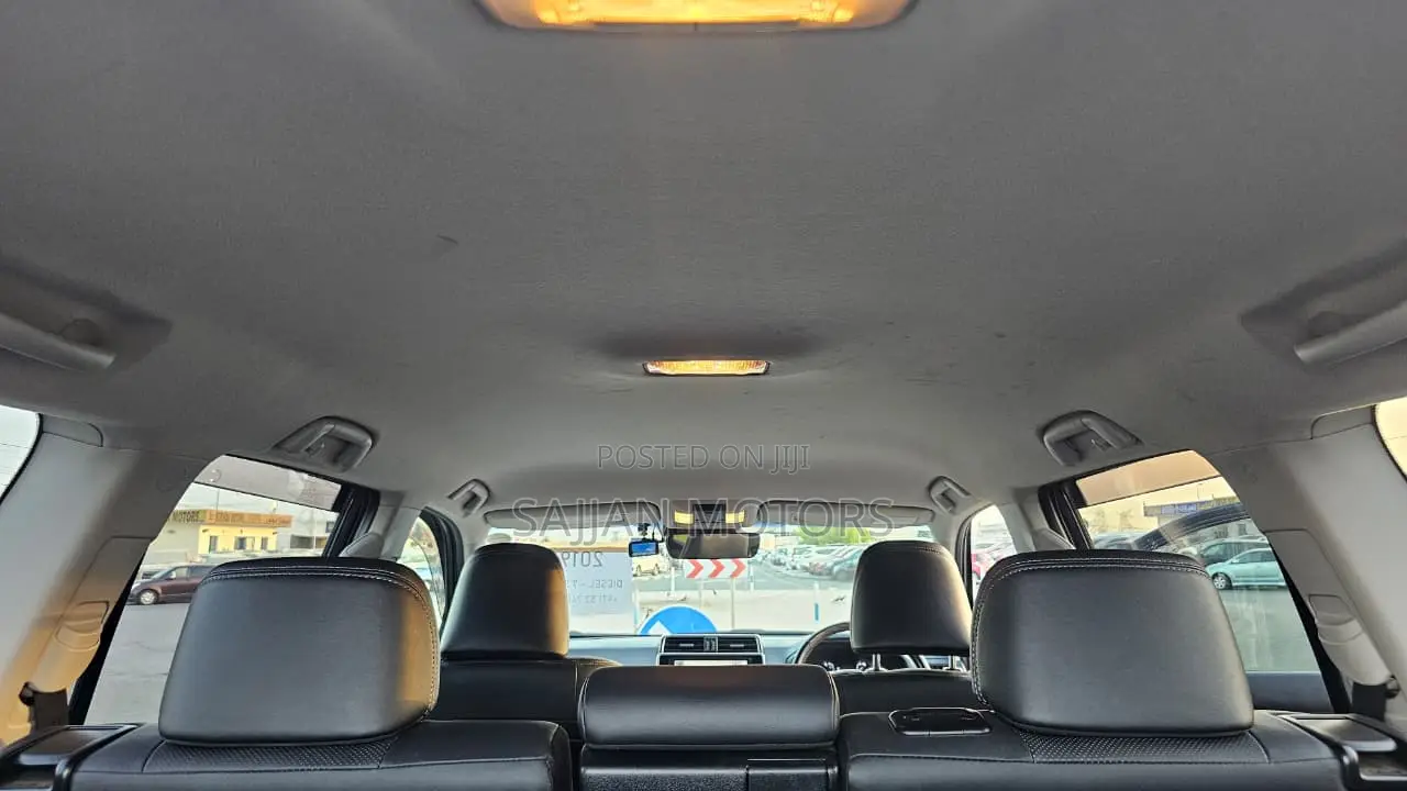 Toyota Land Cruiser Prado 2.8 2019 Black