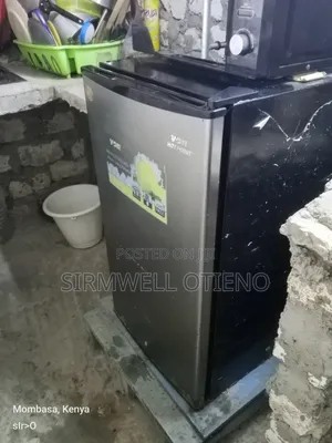 Von Fridge 90 Liters