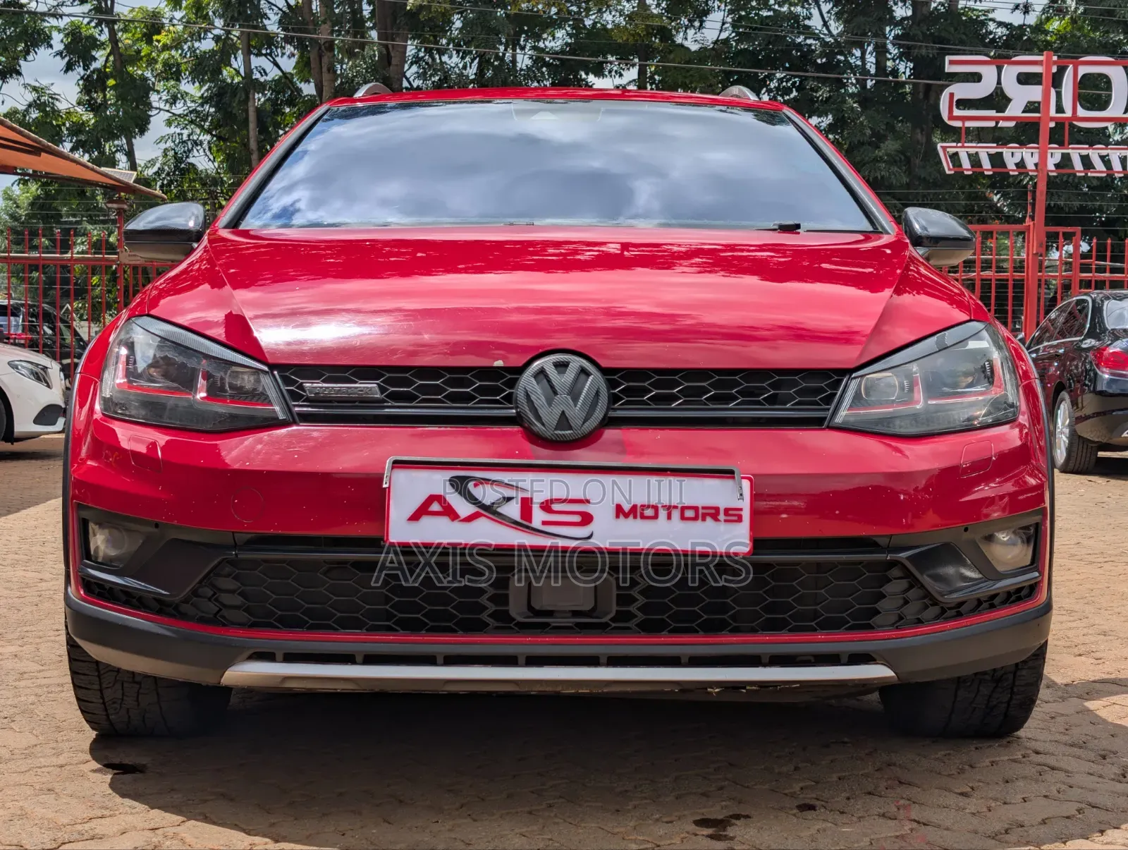 Volkswagen Golf Alltrack 2015 Red