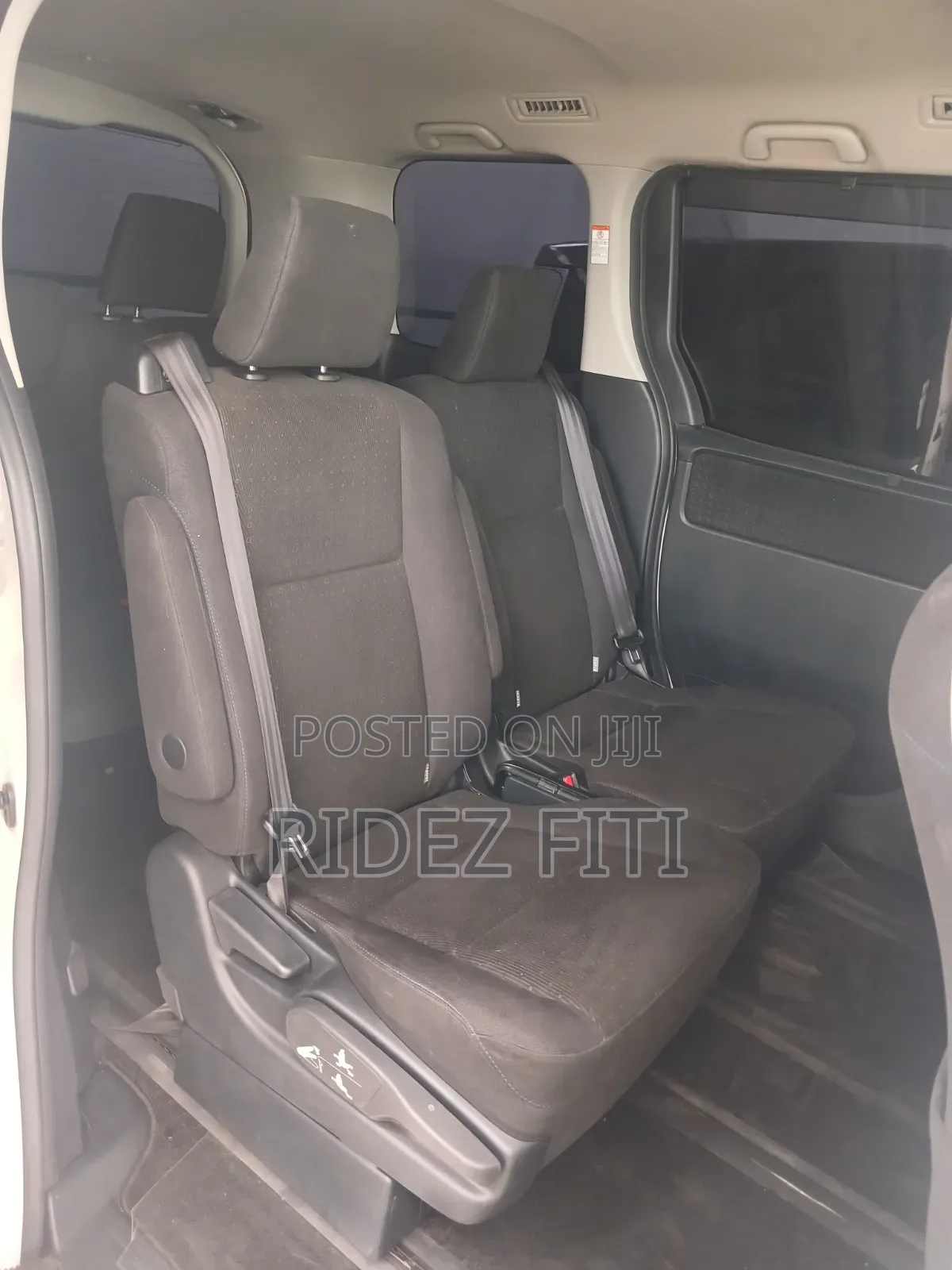 Toyota Noah 2017 White