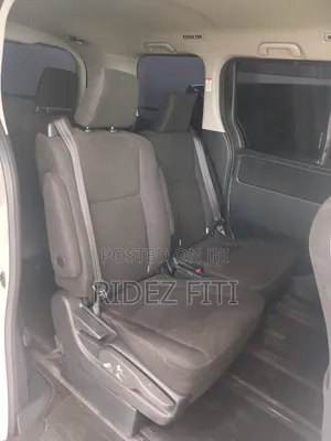 Toyota Noah 2017 White