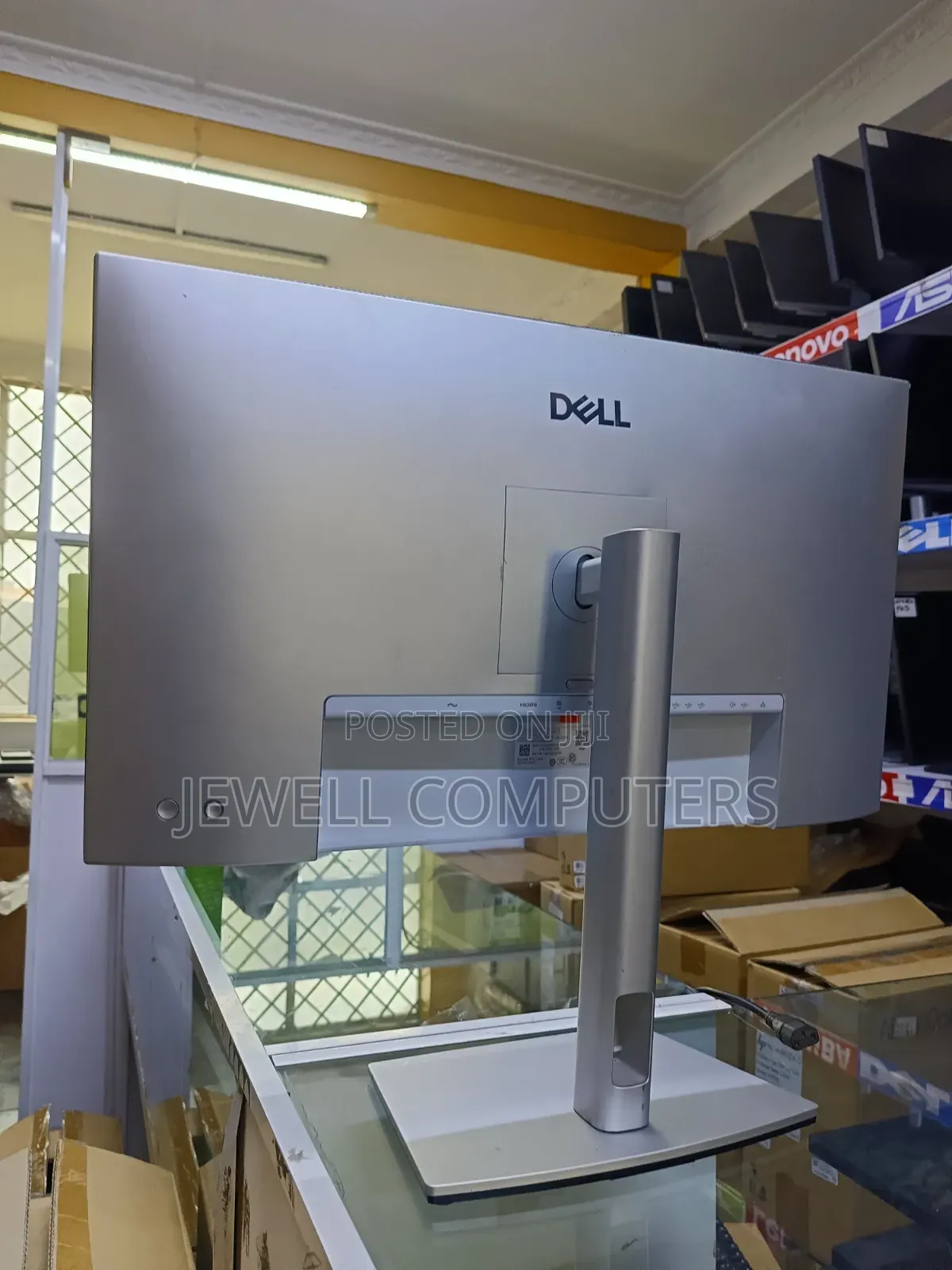 Dell UltraSharp U2725QE 27" Monitor - 120Hz IPS ,Thunderbolt 4
