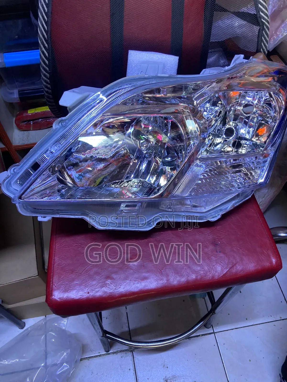 Head Lamp Premio 08-09