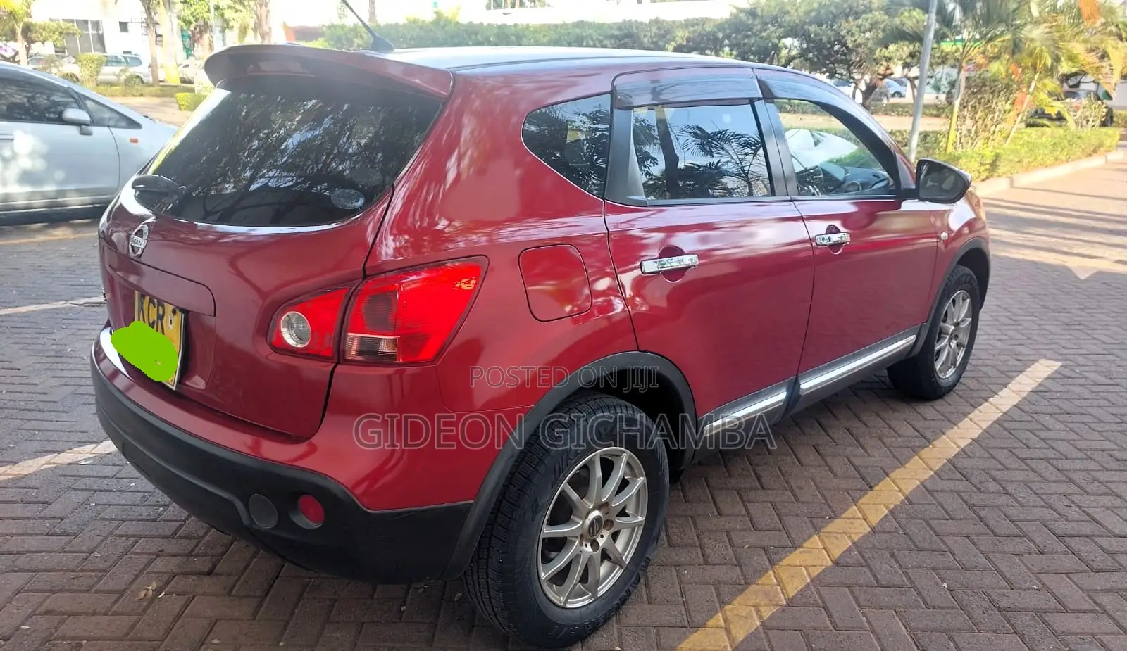 Nissan Dualis 2011 Red