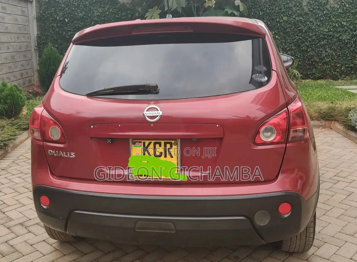 Nissan Dualis 2011 Red
