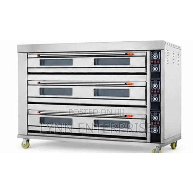 Premier Commercial Gas Oven With Three Deck Nine Tray