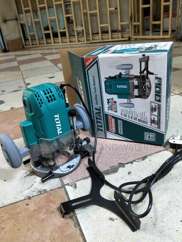 Powerful Total Router Machine 1600 Watts for Workshop and Industry