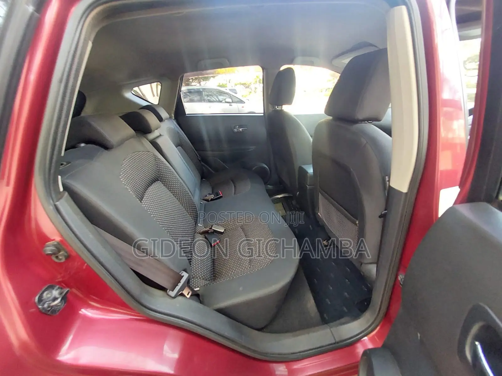 Nissan Dualis 2011 Red