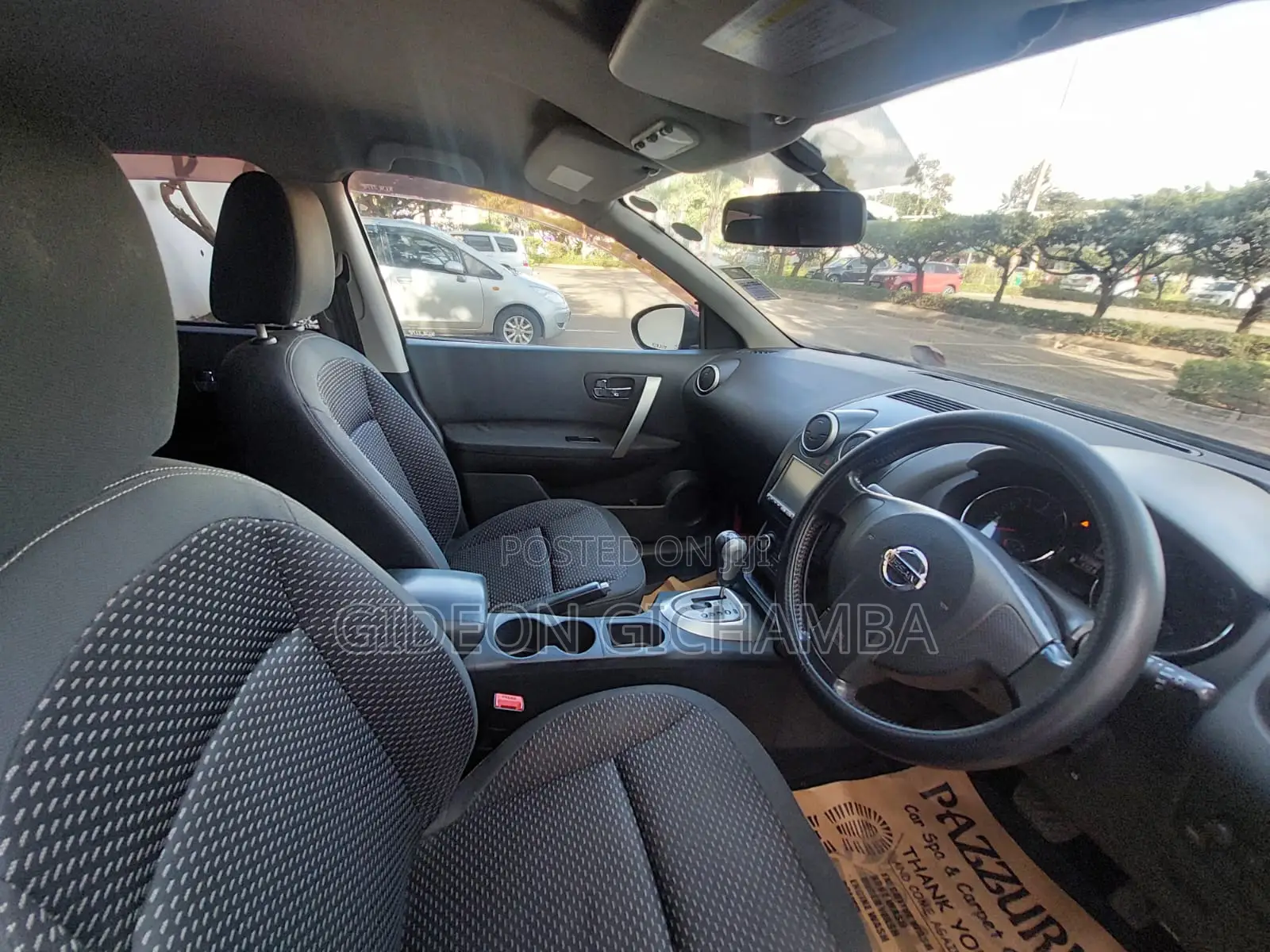 Nissan Dualis 2011 Red