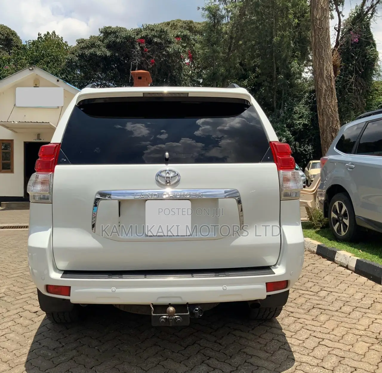 Toyota Land Cruiser Prado 2012 White