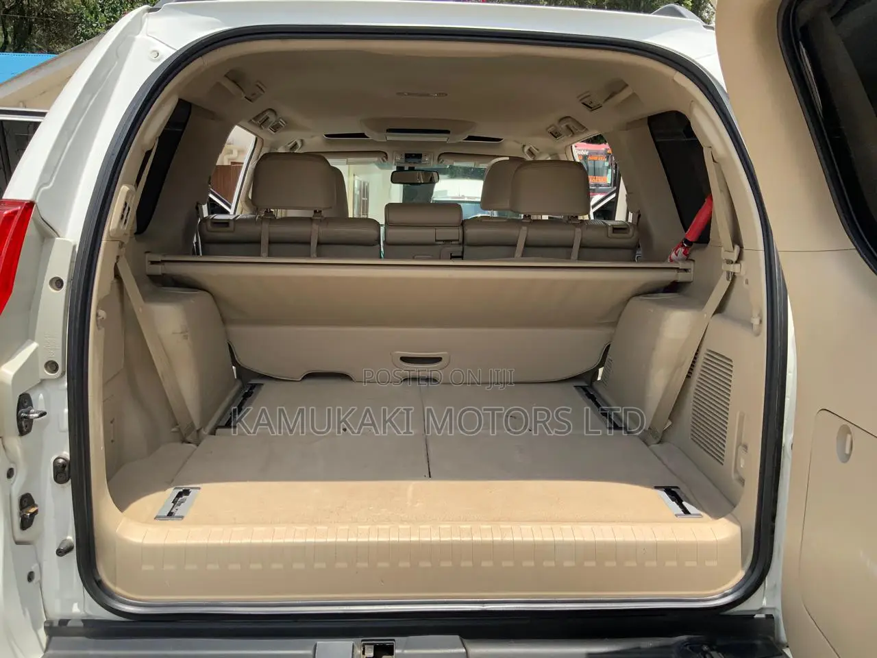 Toyota Land Cruiser Prado 2012 White
