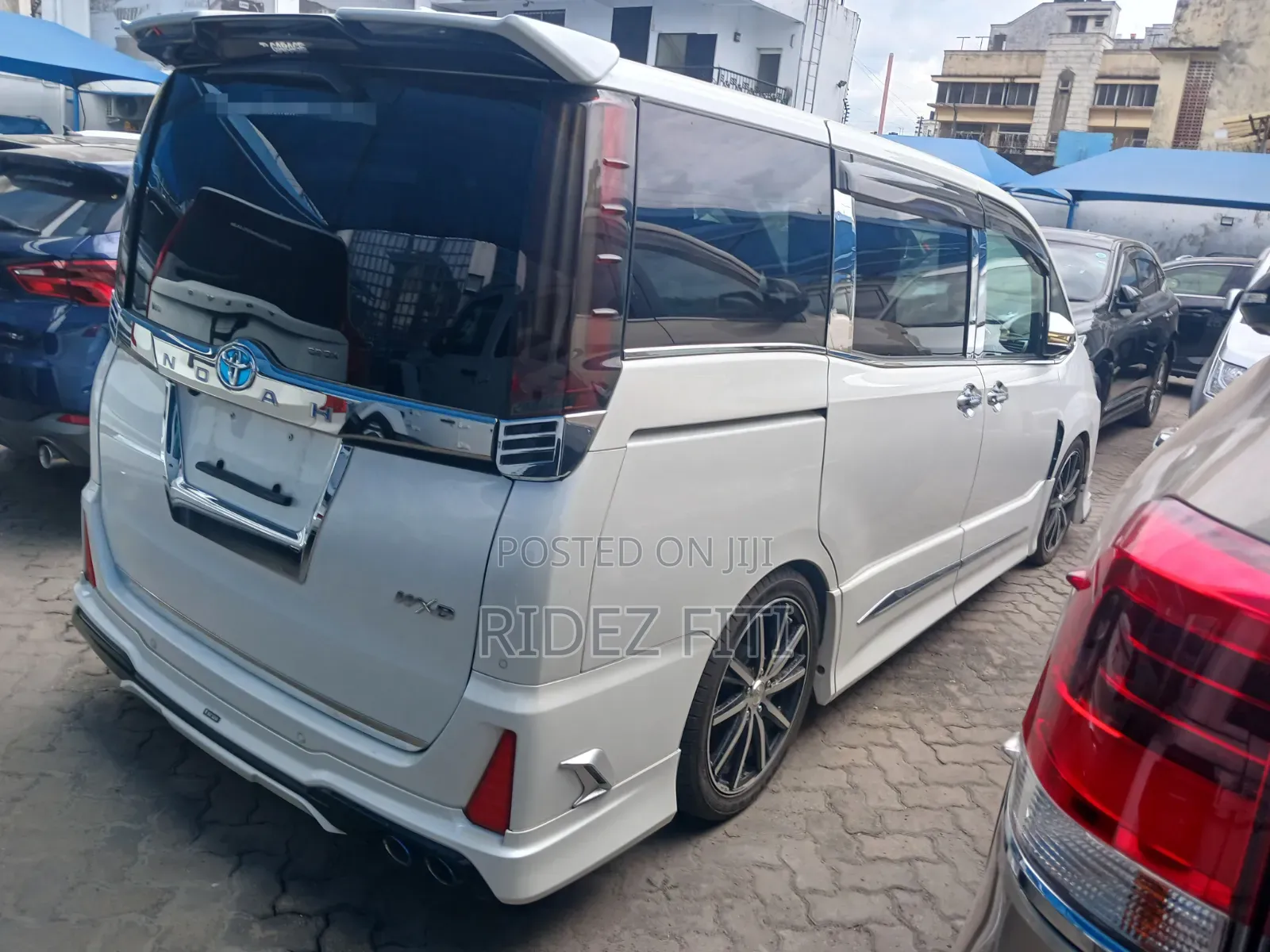 Toyota Noah 2019 White