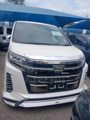 Toyota Noah 2019 White