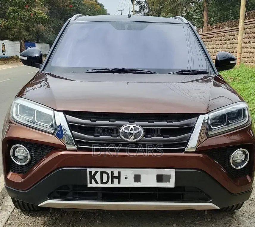 Toyota Urban Cruiser 2021 Brown
