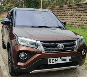 Toyota Urban Cruiser 2021 Brown