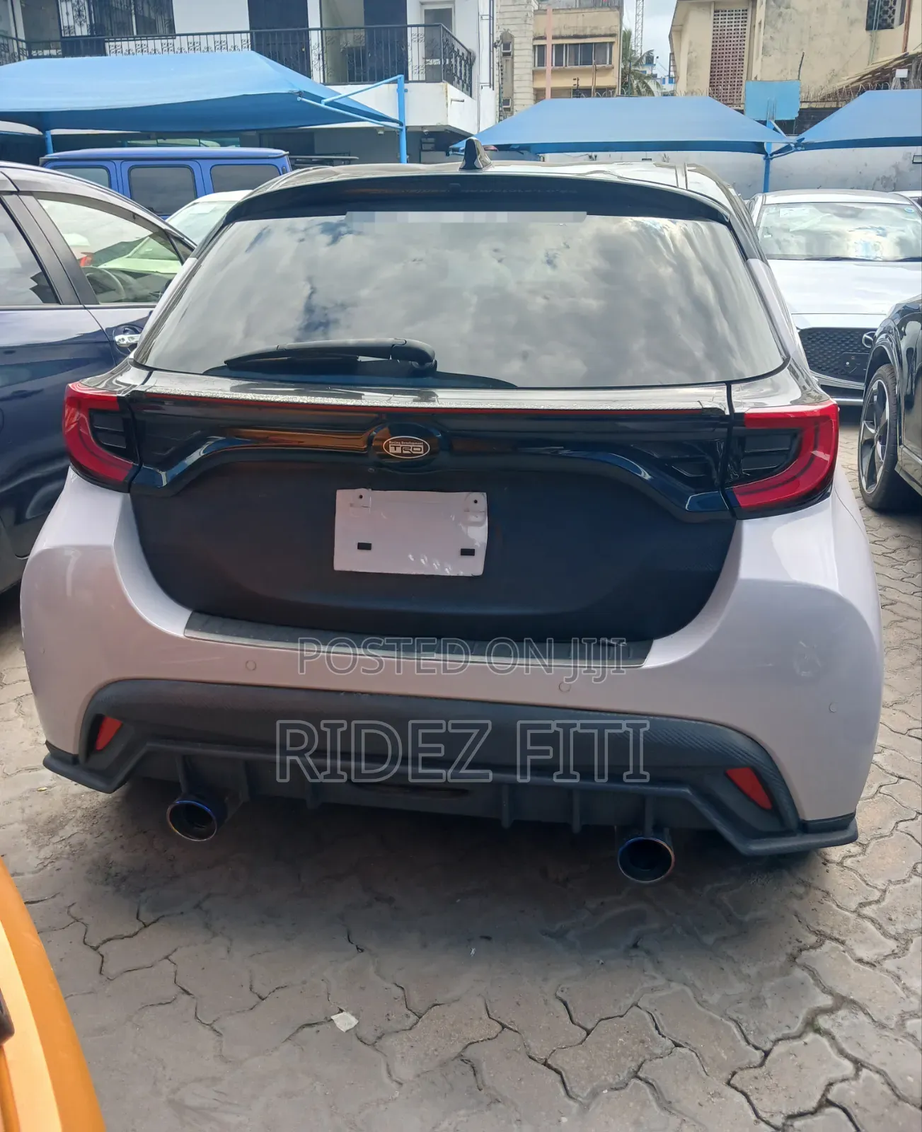 Toyota Yaris 2020 Pink