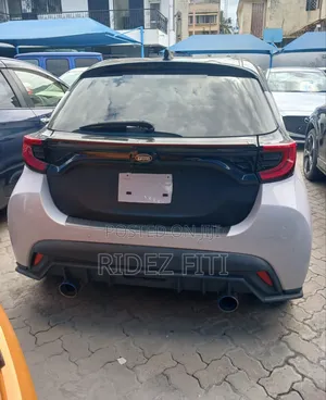 Toyota Yaris 2020 Pink