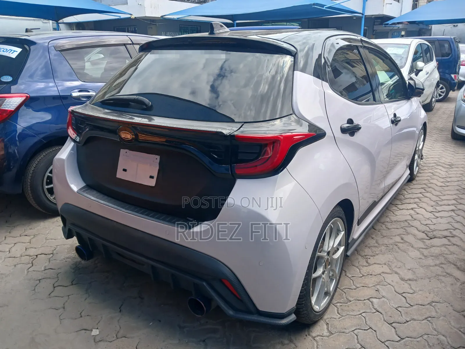 Toyota Yaris 2020 Pink