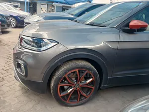 Volkswagen T-Cross 2020 Gold