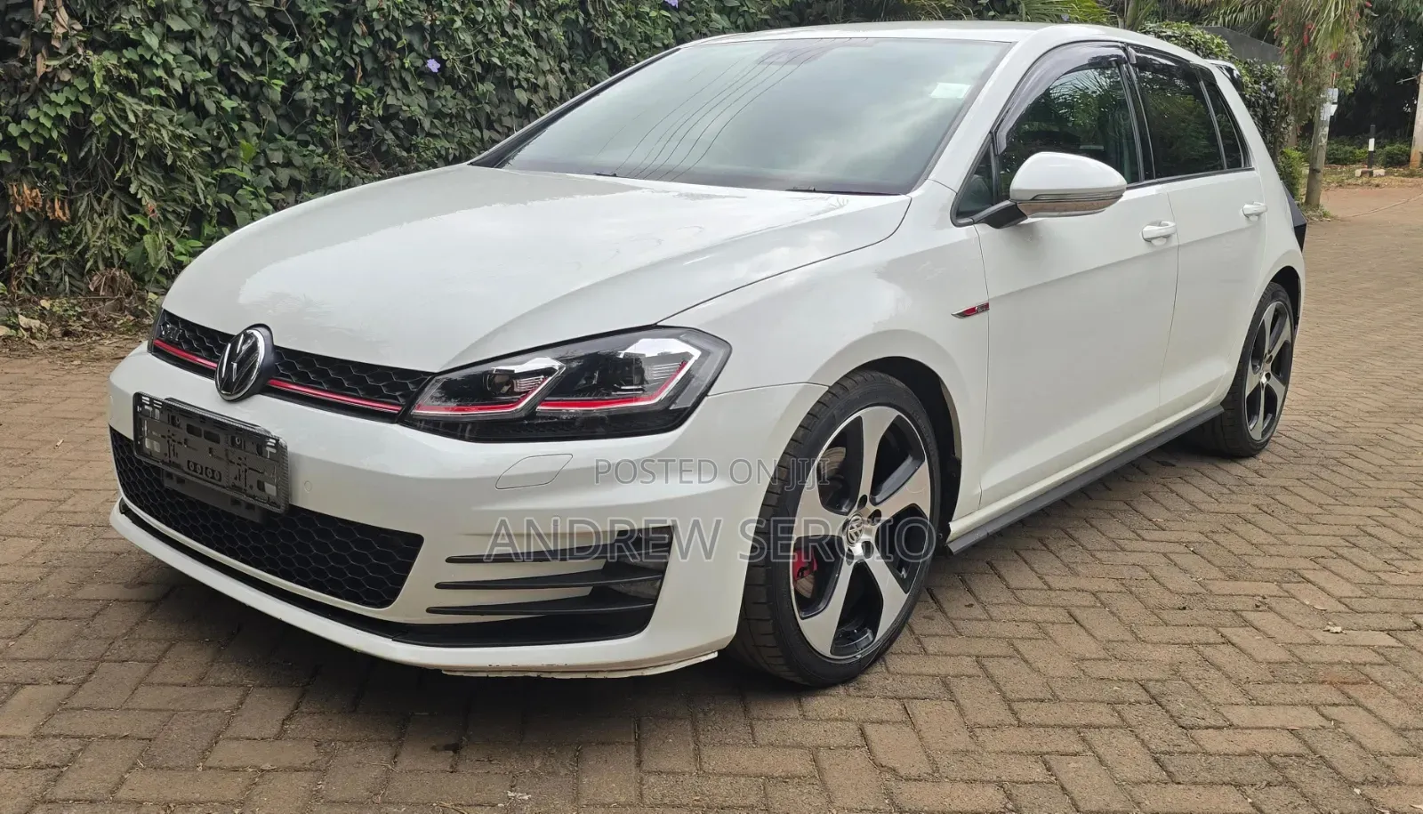 Volkswagen Golf 2018 White