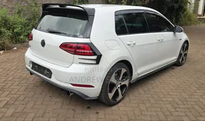 Volkswagen Golf 2018 White