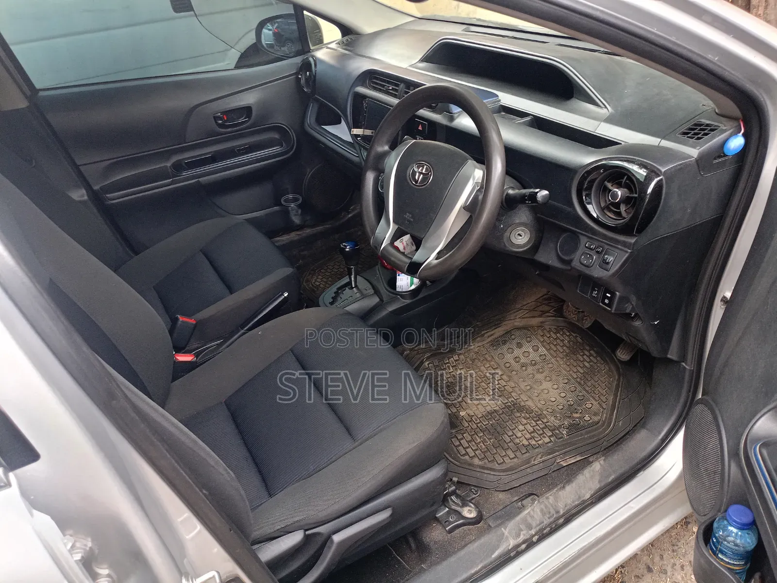 Toyota Aqua 2015 Silver