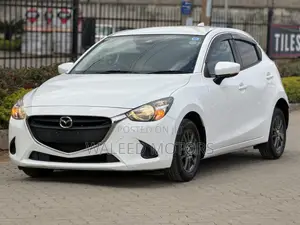 Mazda Demio 2019 Pearl