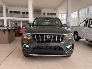 New Mahindra Scorpio 2025 Green