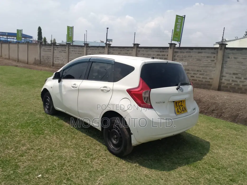 Nissan Note 2013 White