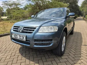Volkswagen Touareg 2006 Blue