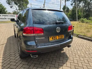 Volkswagen Touareg 2006 Blue