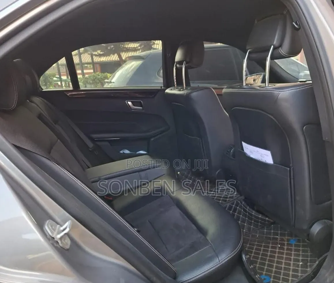 Mercedes-Benz E250 2015 Silver