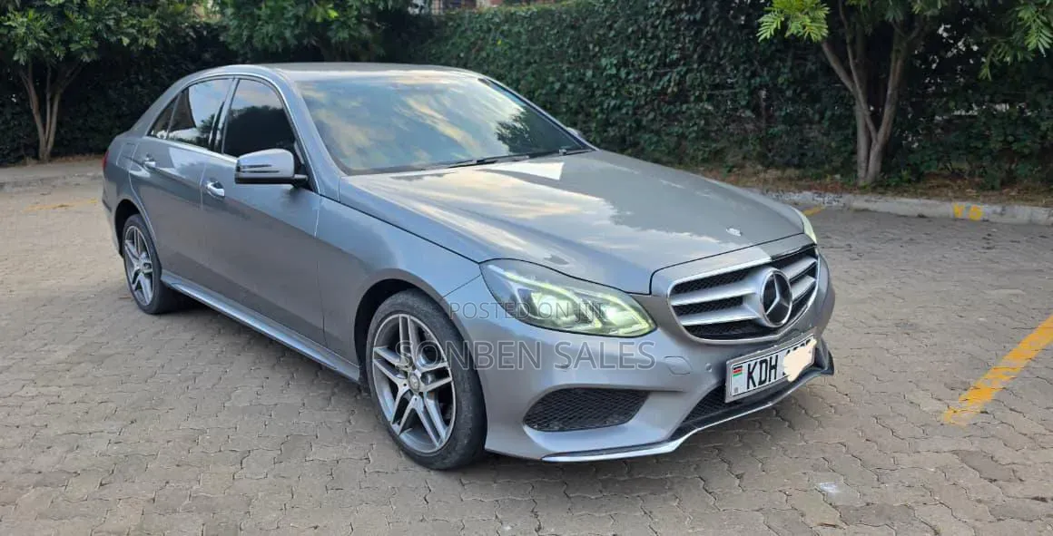 Mercedes-Benz E250 2015 Silver
