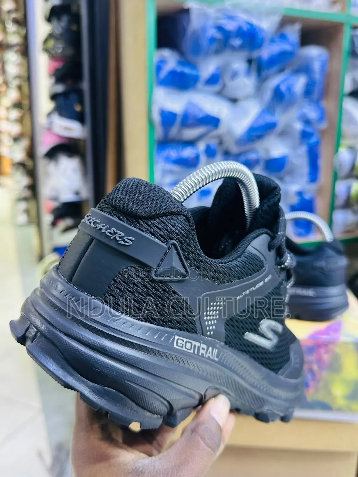 Skechers Go Trail