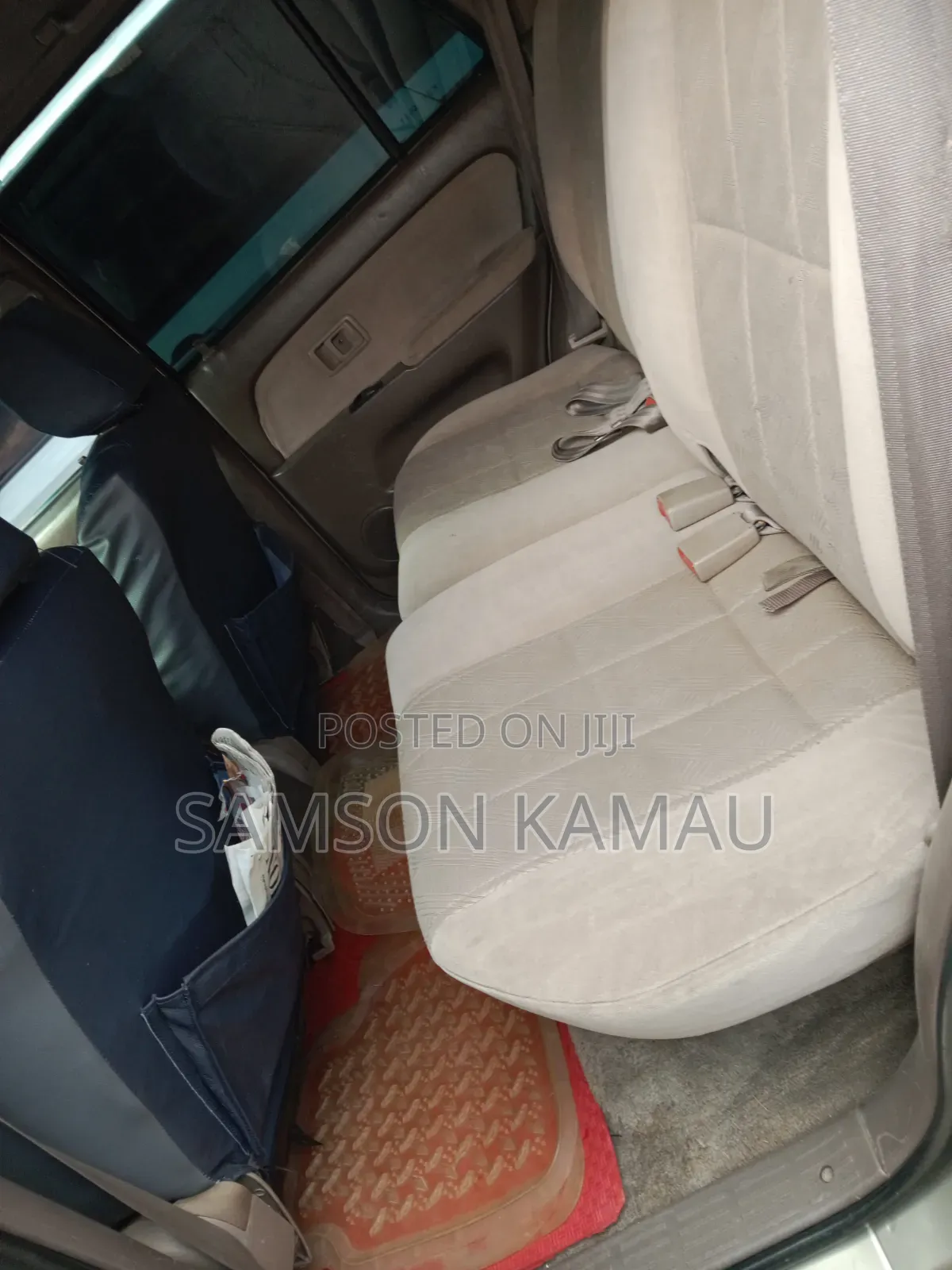 Toyota Hilux Surf 2000 Gold