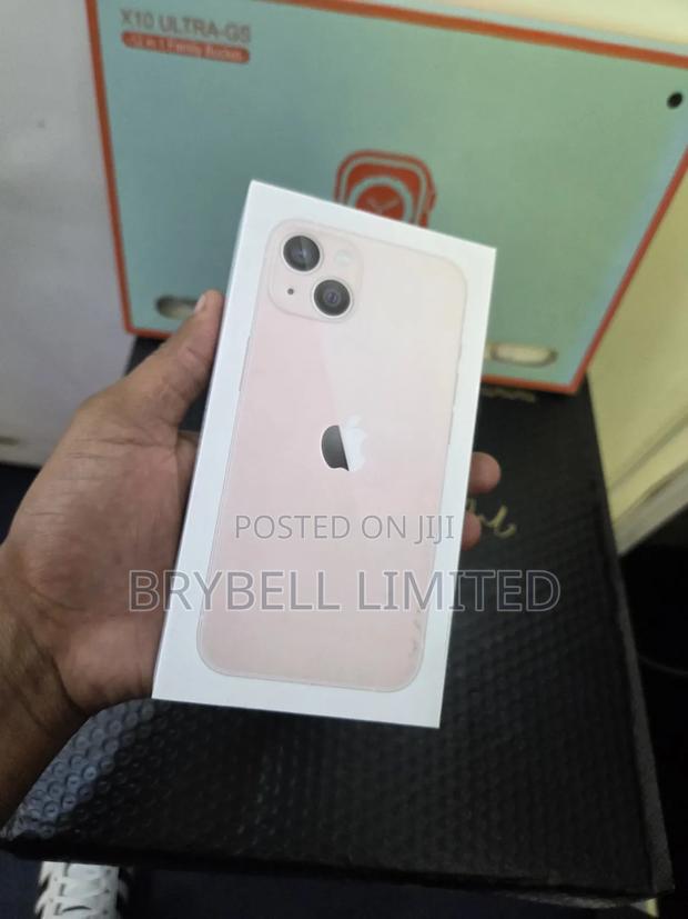 New Apple iPhone 13 128 GB Pink