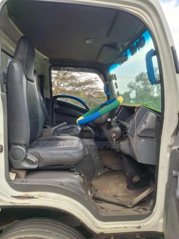 Isuzu NQR Truck - thumbnail 9