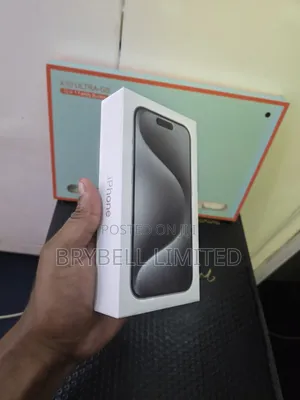 New Apple iPhone 15 Pro Max 256 GB White